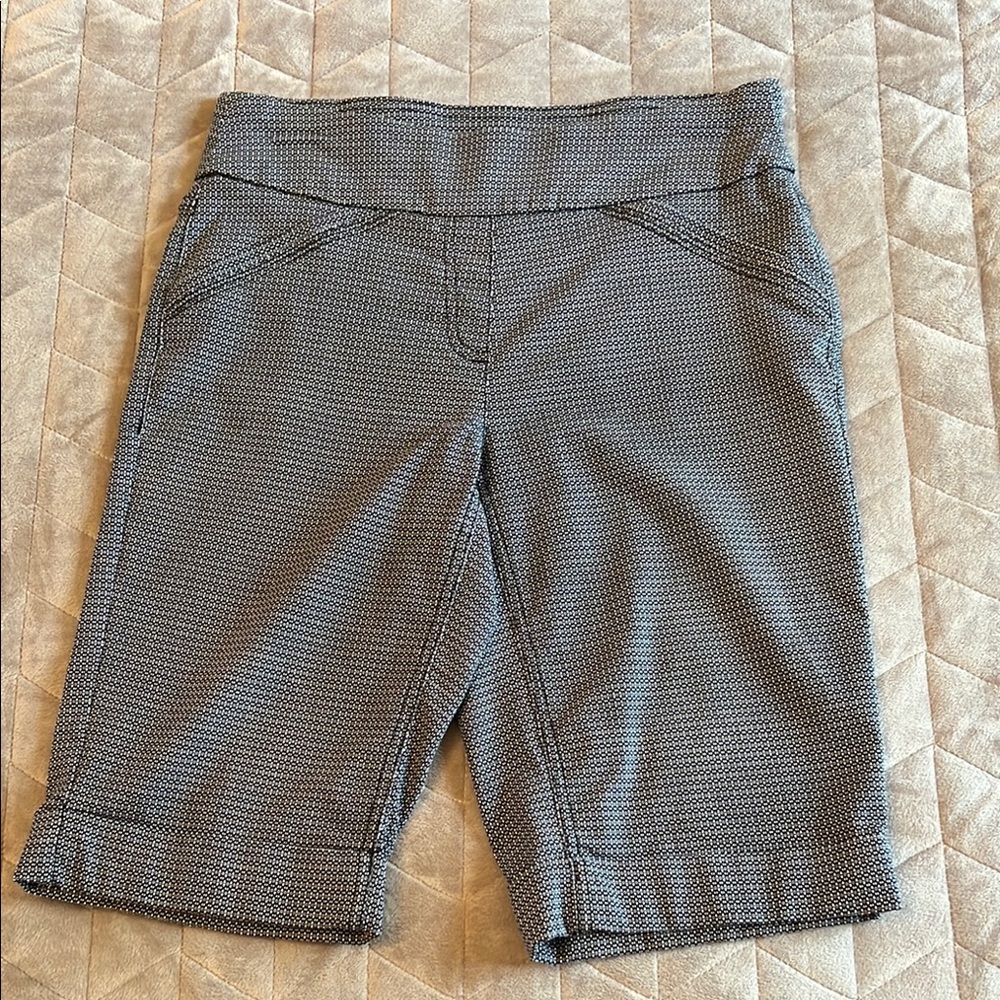 Westbound Gray Patterned Shorts 4P Slip on Stretchy comfort🖤